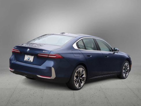 New 2026 BMW 540i xDrive image 8