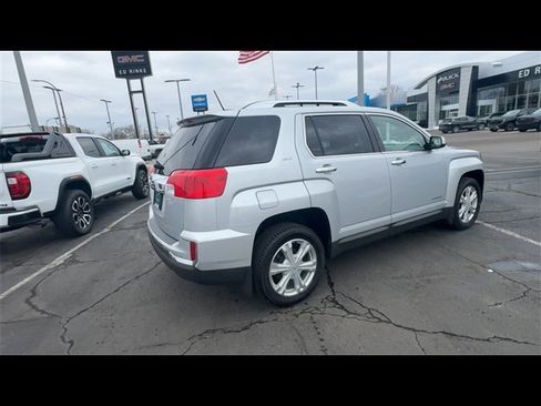 Used 2017 GMC Terrain SLT w/ Driver Alert Package I image 8