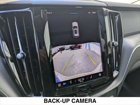 New 2025 Volvo XC60 B5 Core w/ Protection Package Premier image 10