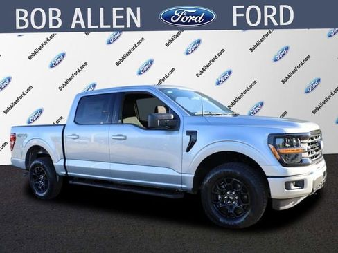 New 2025 Ford F150 XLT w/ Equipment Group 301A Standard image 1