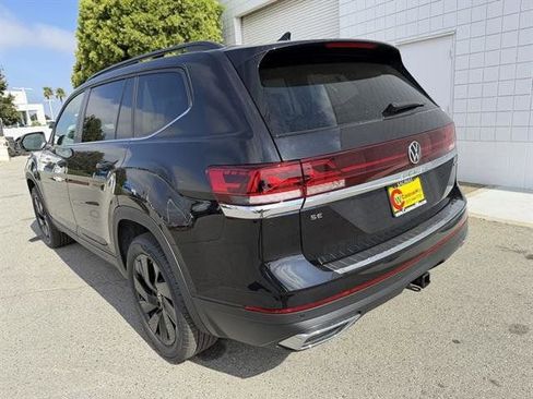 New 2026 Volkswagen Atlas SE image 4