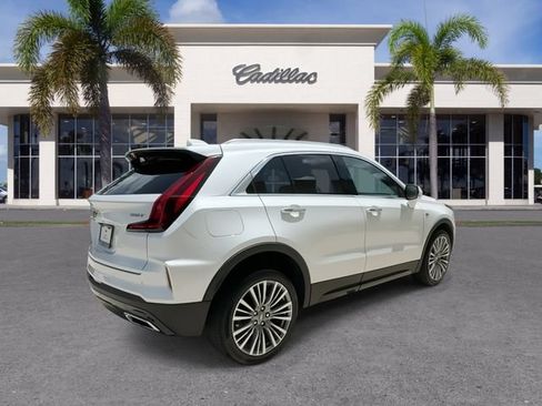 Certified 2024 Cadillac XT4 Premium Luxury FWD image 14