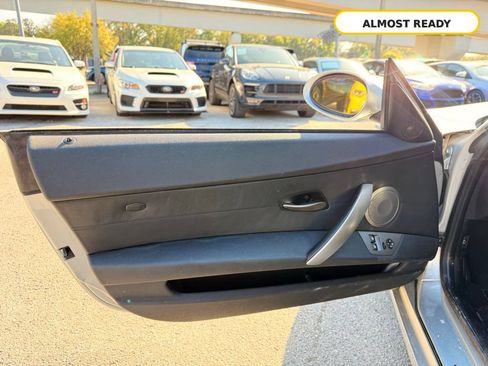Used 2003 BMW Z4 2.5i RWD image 11