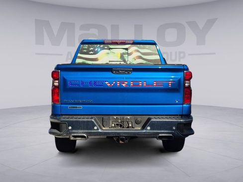 Used 2022 Chevrolet Silverado 1500 LT w/ Z71 Off-Road Package AWD/4WD image 4