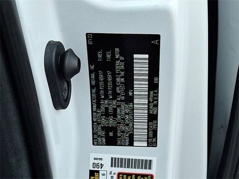 Certified 2023 Toyota Sienna XLE image 29