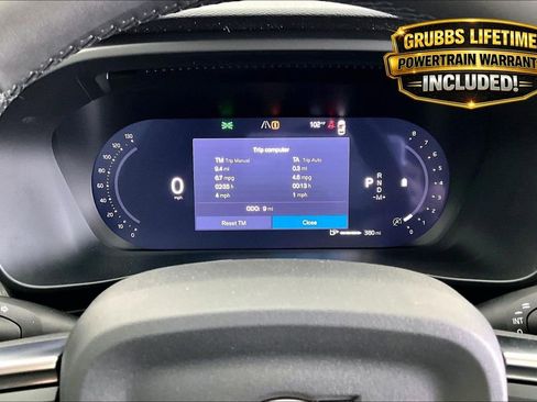 New 2026 Volvo XC40 B4 Core w/ Climate Package FWD image 26