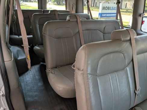 Used 2023 Chevrolet Express 3500 LS RWD image 14