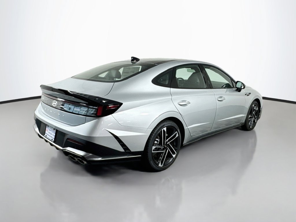 New 2026 Hyundai Sonata N Line FWD image 8