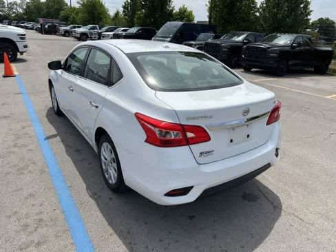 Used 2019 Nissan Sentra SV FWD image 14
