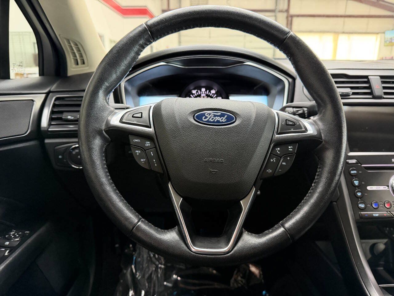 Used 2019 Ford Fusion Titanium AWD/4WD image 22