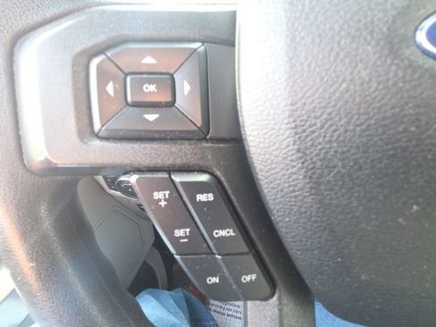 Used 2020 Ford F150 XLT w/ XTR Package image 36