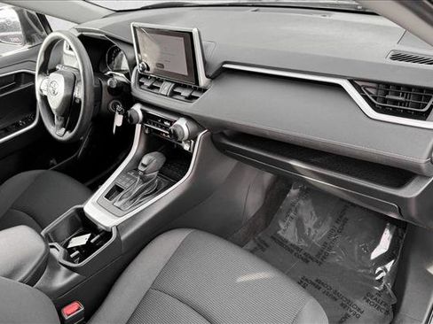 Used 2024 Toyota RAV4 LE image 12