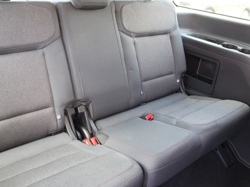 Used 2025 Ford Expedition Active AWD/4WD image 16