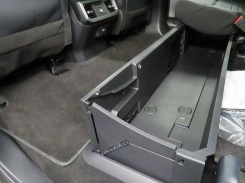 Used 2025 Ford F250 Platinum image 74