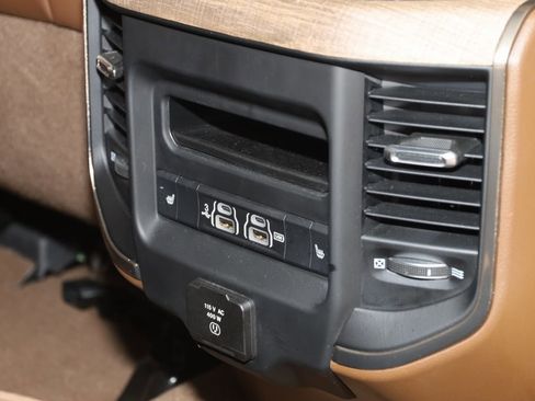 Used 2020 RAM 3500 Limited image 16