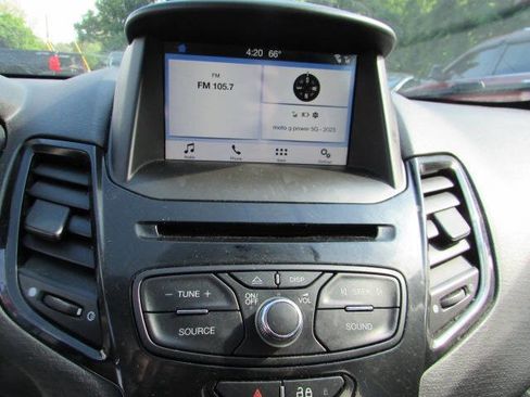 Used 2019 Ford Fiesta SE w/ Equipment Group 201A FWD image 15