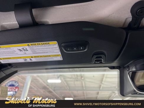 Used 2022 Jeep Wrangler Unlimited Rubicon 4xe w/ Cold Weather Group image 19