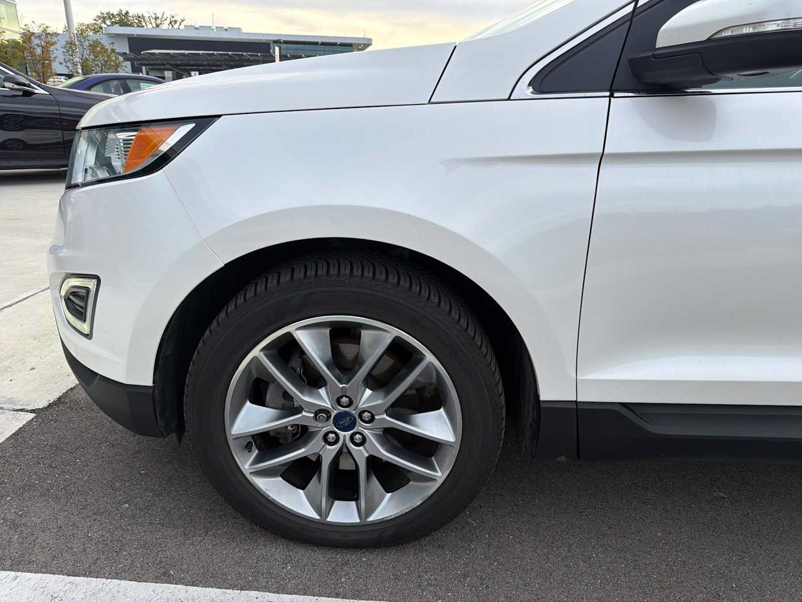Used 2015 Ford Edge Titanium w/ Equipment Group 301A AWD/4WD image 2