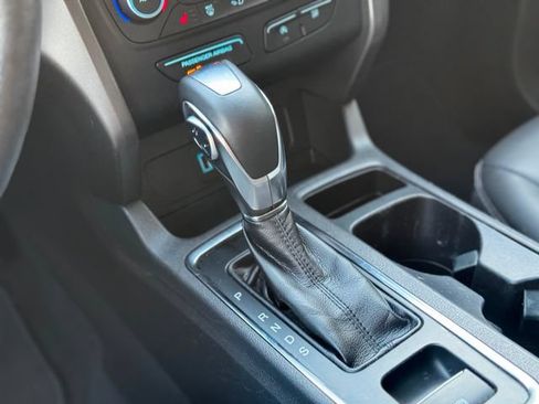 Used 2019 Ford Escape SEL FWD image 34