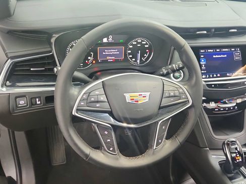 Certified 2023 Cadillac XT5 Premium Luxury w/ LPO, Floor Liner Package FWD image 18