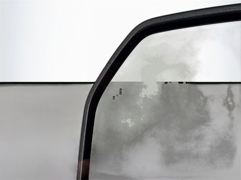 Used 2026 Ford F450 Platinum w/ FX4 Off-Road Package image 24