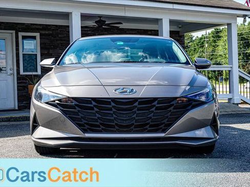Used 2021 Hyundai Elantra SEL FWD image 8