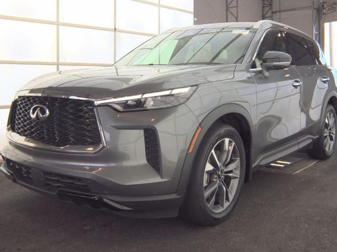 Certified 2023 INFINITI QX60 Luxe w/ Cargo Package AWD/4WD image 17