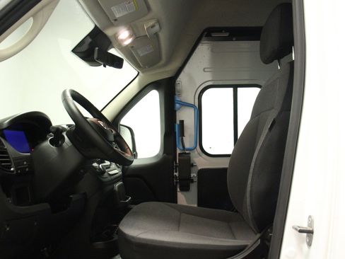 Used 2024 RAM ProMaster 3500 w/ Delivery Van Package image 14