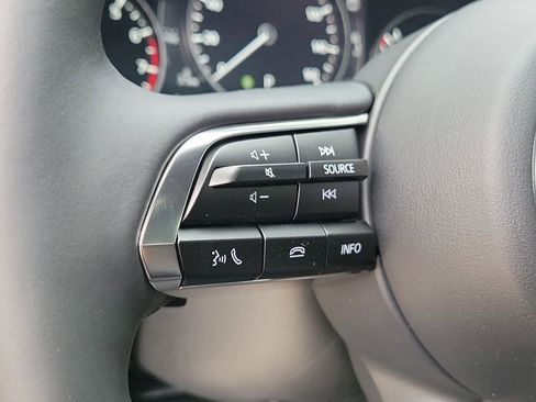 New 2026 MAZDA MAZDA3 Hatchback w/Premium Plus Pkg image 23