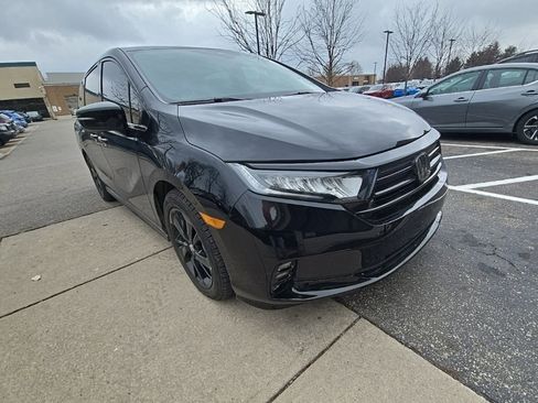 Certified 2023 Honda Odyssey Sport image 6