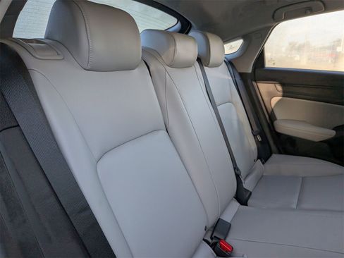 Used 2024 Acura Integra image 33