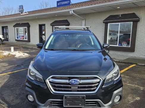 Used 2018 Subaru Outback 2.5i Touring image 9