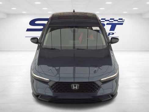 Used 2025 Honda Accord SE image 2