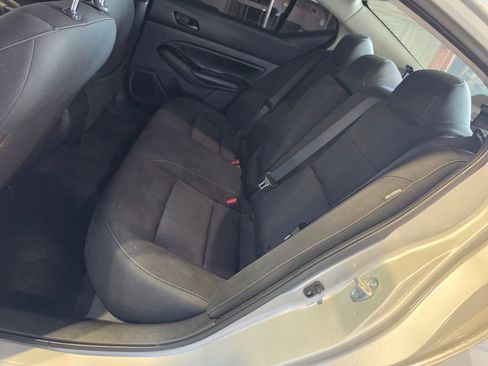 Used 2023 Nissan Altima 2.5 SV image 7