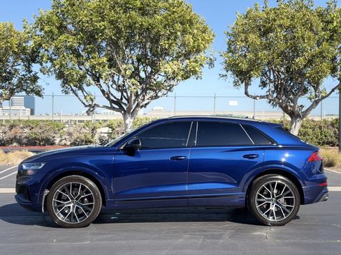 Used 2021 Audi SQ8 Premium Plus w/ SQ8 Black Optic Package AWD/4WD image 7