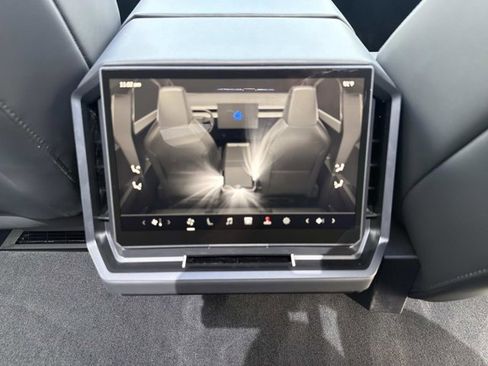 Used 2024 Tesla Cybertruck Cyberbeast AWD/4WD image 24