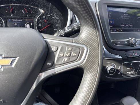 Used 2023 Chevrolet Equinox LT w/ LPO, Floor Liner Package image 16