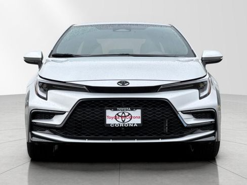 Used 2025 Toyota Corolla SE image 9