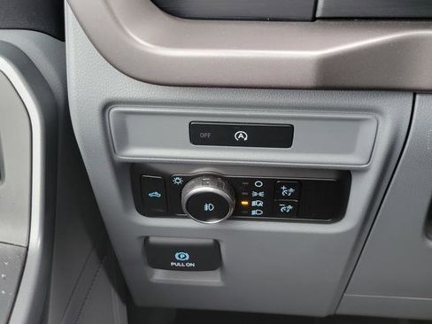 Used 2025 Ford F150 XLT w/ Equipment Group 301A Standard image 12