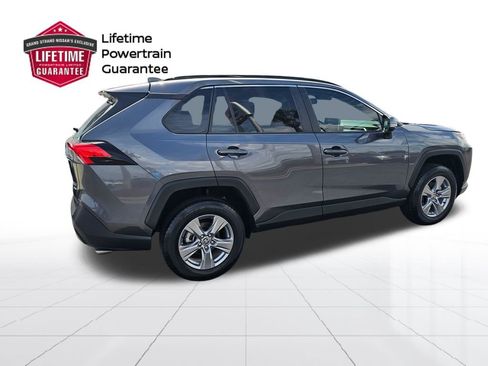 Used 2025 Toyota RAV4 XLE AWD/4WD image 7