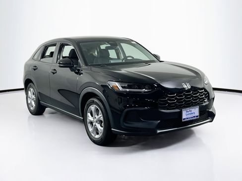 Used 2023 Honda HR-V LX image 3