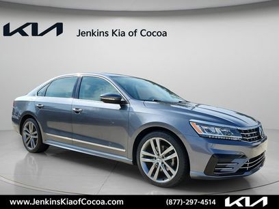 Used 2016 Volkswagen Passat 1.8T R-Line w/ R-Line Lighting Package