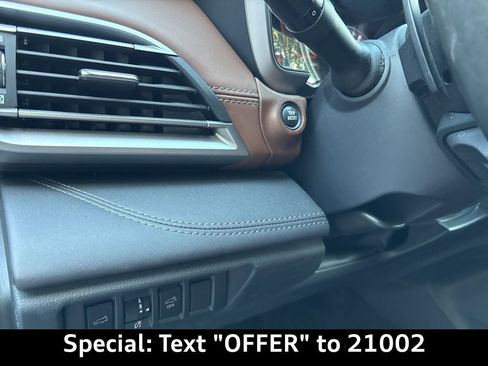 Used 2020 Subaru Outback Touring XT AWD/4WD image 15