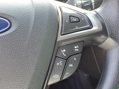 Used 2019 Ford Fusion SE FWD image 11