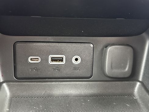 Used 2019 GMC Terrain SLE w/ Driver Convenience Package image 24