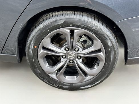 Used 2023 Honda Accord EX image 9