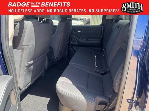 Used 2022 Nissan Frontier SV w/ Technology Package RWD image 27