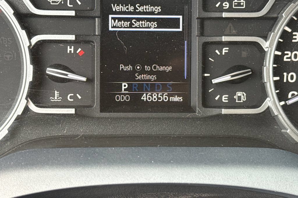 Used 2020 Toyota Tundra Limited w/ Limited Premium Package AWD/4WD image 29