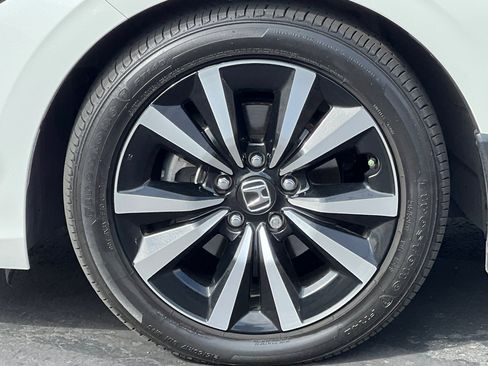 Used 2023 Honda Civic EX image 44