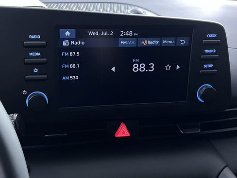 Used 2025 Hyundai Elantra Sport image 18